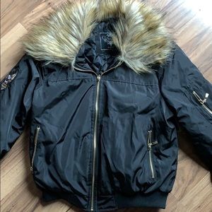 Fur collar  bomber jacket by discovery sz large